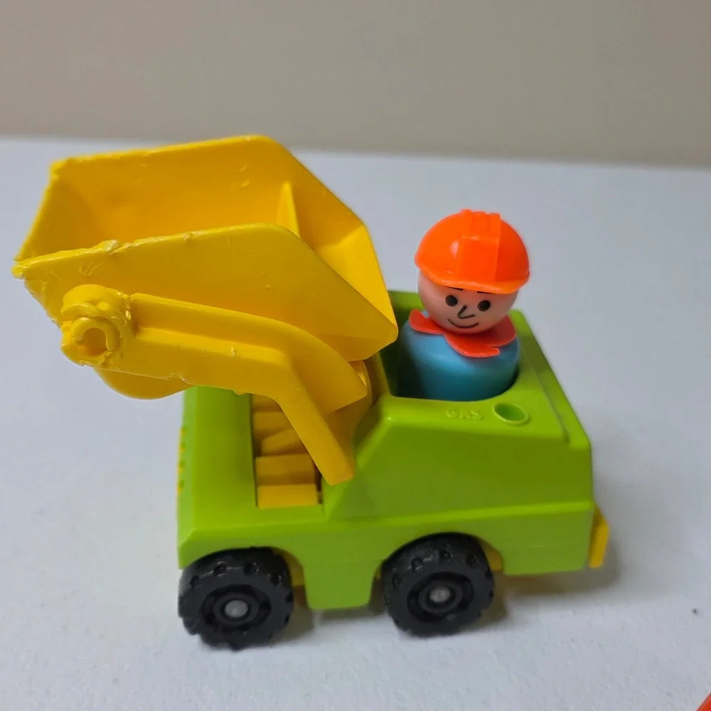 Vintage Fisher Price Little People Construction Vehicle Set Vehicles Workers